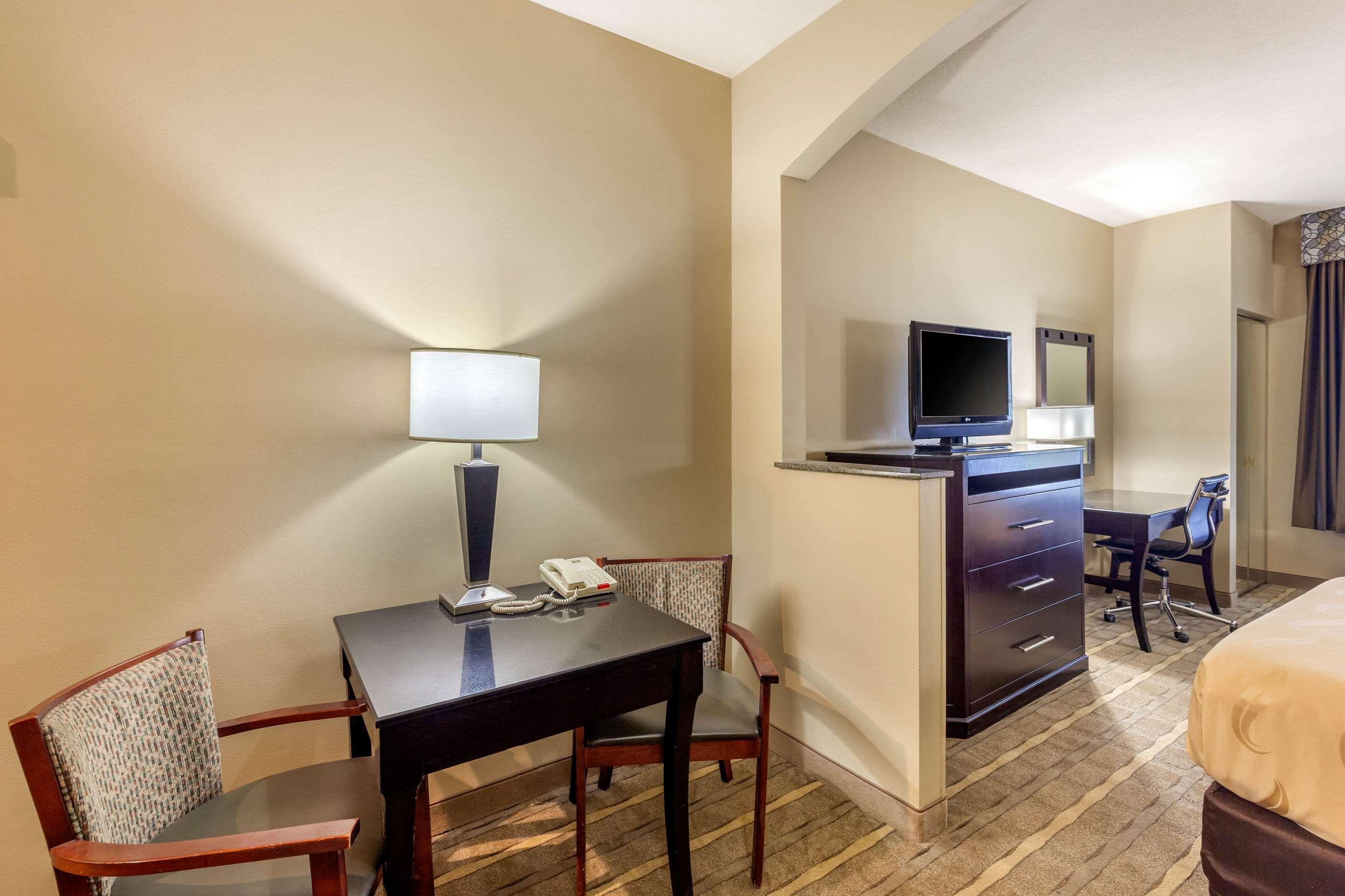 Quality Inn & Suites Дурант Екстер'єр фото